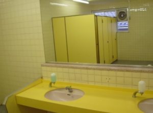 夢占いトイレ掃除の夢の意味 金運の大吉夢 妊娠の知らせ 運気アップしてハッピーを引き寄せる開運ブログ